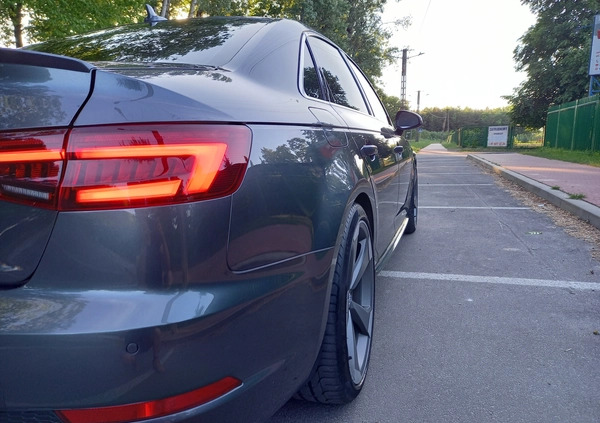 Audi S4 cena 132000 przebieg: 136000, rok produkcji 2018 z Ząbki małe 529